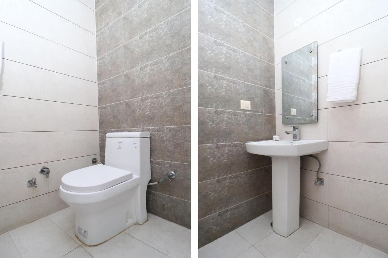 OYO 29637 Hotel Kakkar Ludhijána Kültér fotó