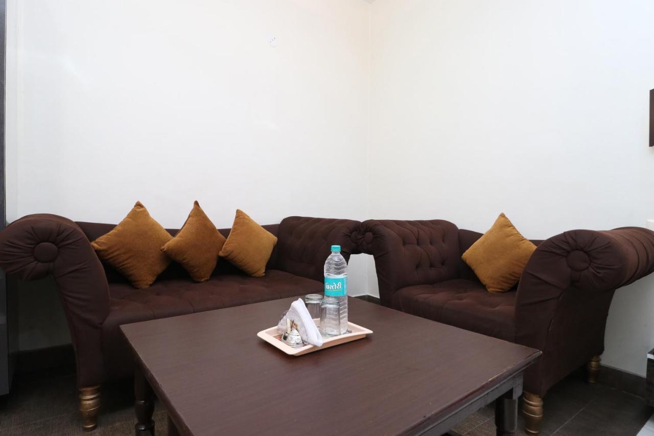 OYO 29637 Hotel Kakkar Ludhijána Kültér fotó
